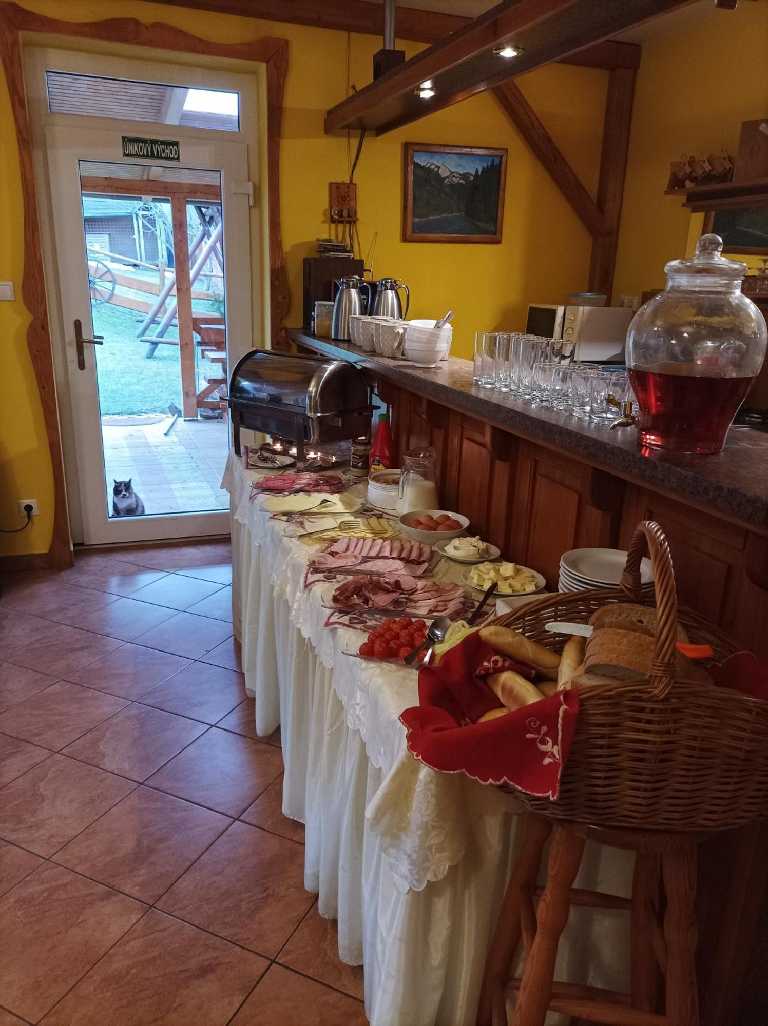 Pezion Limbovy Dvor Ξενοδοχείο Vrbov Εξωτερικό φωτογραφία